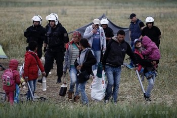 ギリシャ難民２.jpg